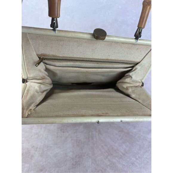 Vintage Mod Straw Purse with Bamboo Handle - Picture 5 of 7